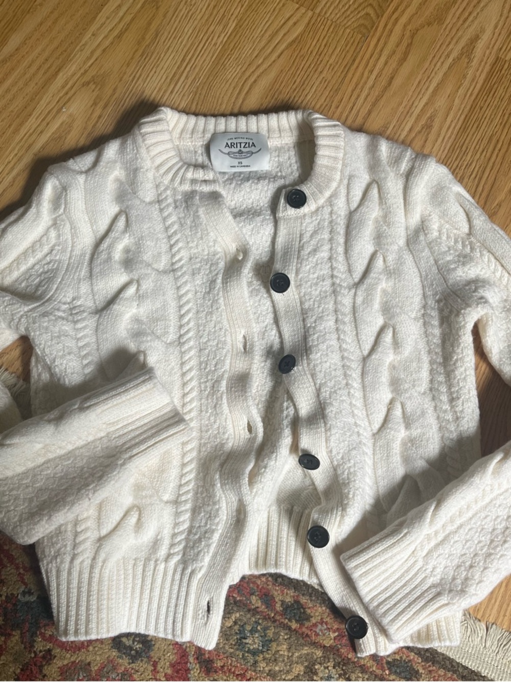 Final price ✨Aritzia merino wool cardigan - Picture 4 of 6